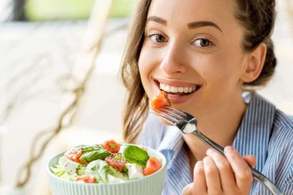 Healthy Inside, Radiant Outside: Jumpstart with Well-Rounded Diet Plans